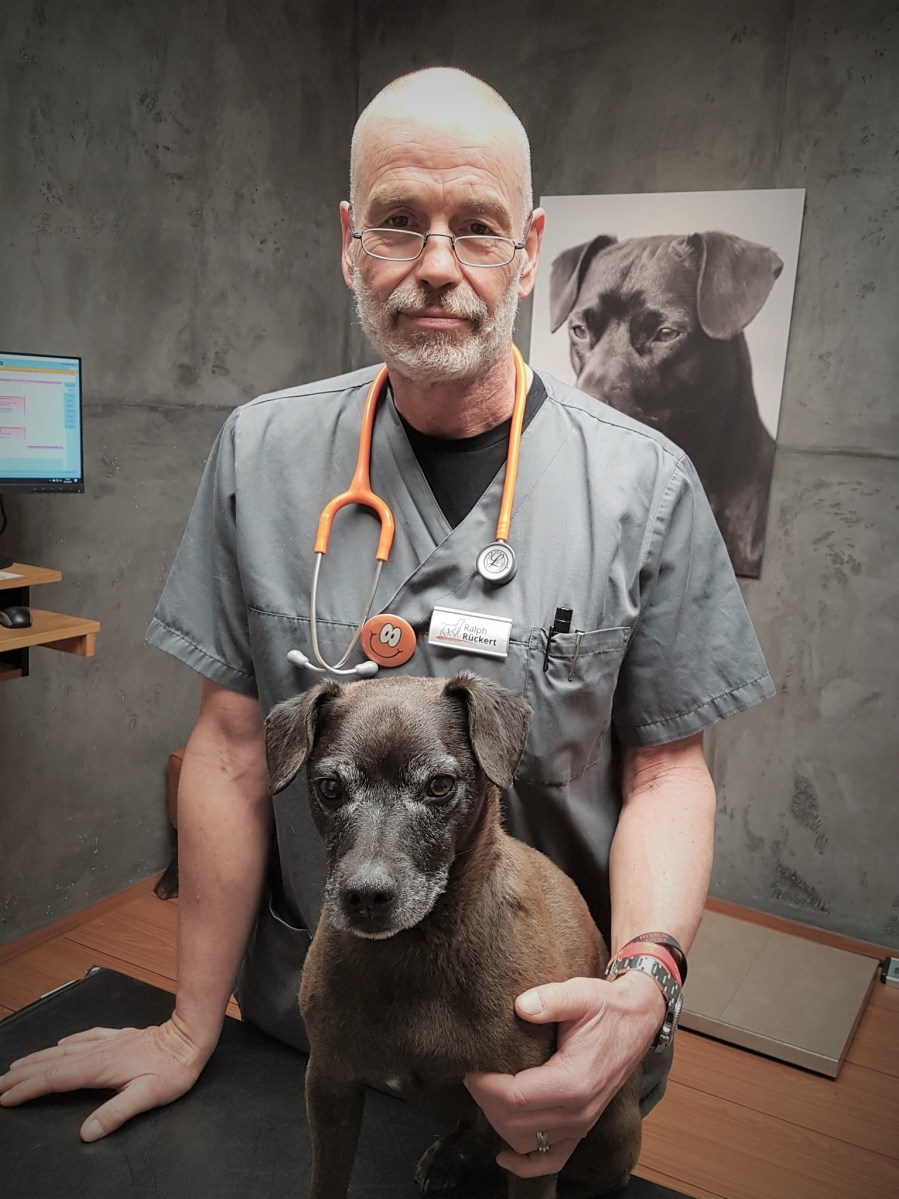 Tierarzt Ralph Rückert
